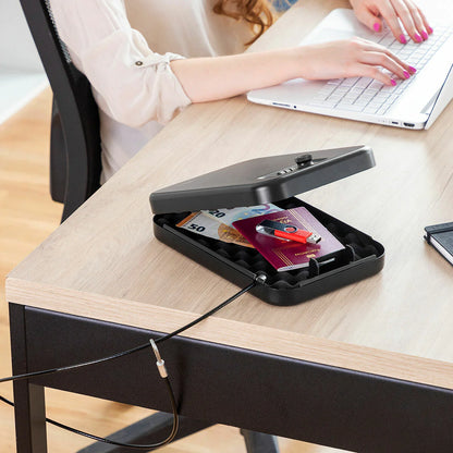 SecureBox™ – Coffre-Fort Portable à Combinaison